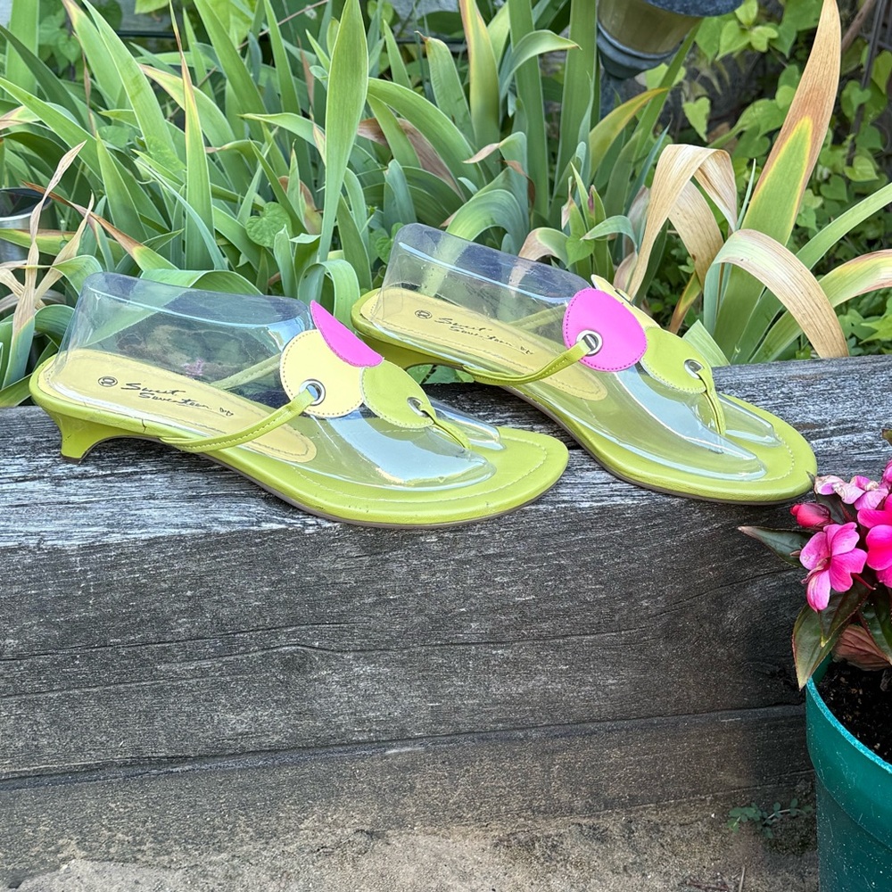 SWEET SEVENTEEN Size 10 Green Yellow Pink Kitten Heel Sandals - Picture 3 of 15